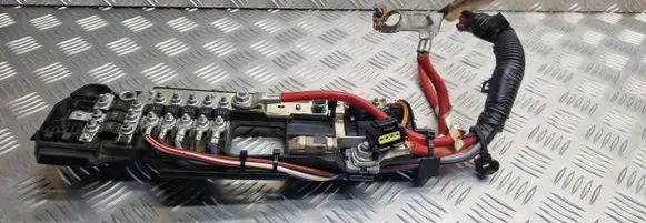 Ford Transit Positive wiring loom 6C1T14300DC
