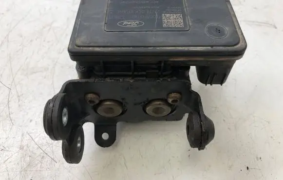 Ford Mondeo MK V ABS Pump EG9C2C219BD 28515333103 EG9C2C405EE