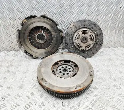 Iveco Daily 6th gen Clutch set kit 5802846278 5802794866