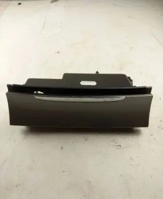 Volkswagen PASSAT B6 Car ashtray 3C0863284 318220100 3C0857961