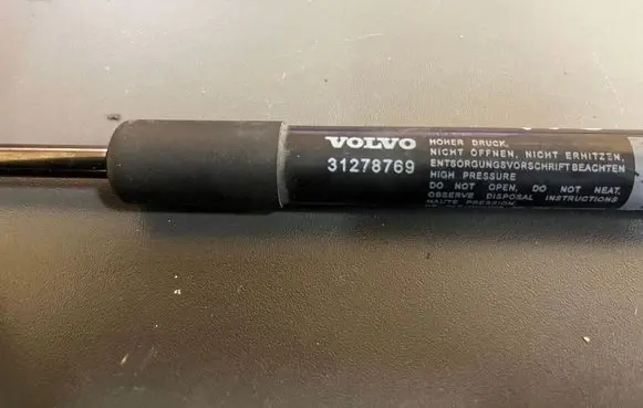 Volvo V60 Front bonnet/hood damper/strut 31278769