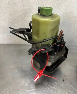 Seat Ibiza IV (6J,6P) Power steering pump