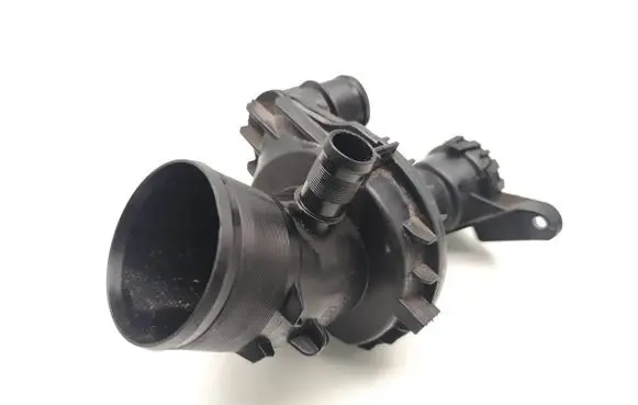 Renault Trafic III (X82) Air intake duct part 165761844R
