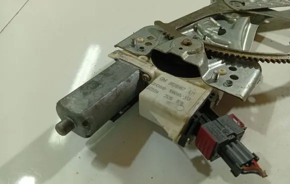 Opel Signum Front door window regulator motor 9178987