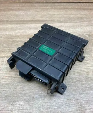 Audi 80 90 B3 Engine control unit/module ECU 811906264 0280800104
