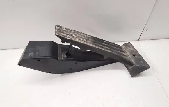 BMW X5 E70 Accelerator throttle pedal 6772645
