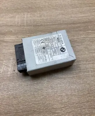 BMW 5 E39 Tire pressure control unit 6751371
