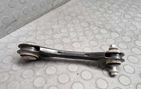 BMW i4 Rear control arm 6878633