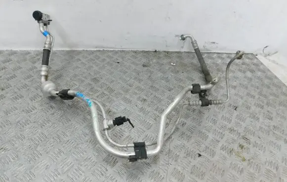 KIA Ceed Air conditioning (A/C) pipe/hose