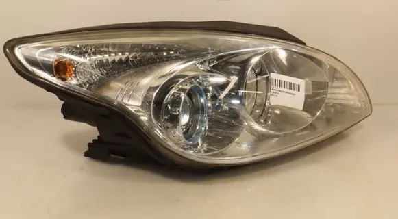 Hyundai i30 Headlight/headlamp 921022LXXX