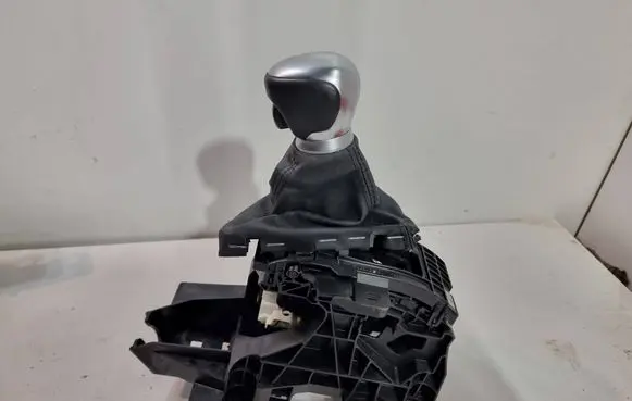 Toyota C-HR I Gear shifter/selector 75G588LHD