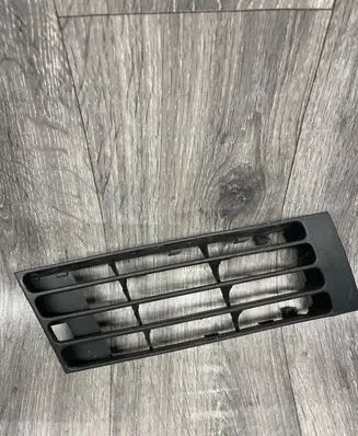 Audi A4 S4 B5 8D Front bumper lower grill 8D0807346AA 02028900000