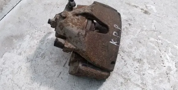 Opel Zafira A Front brake caliper