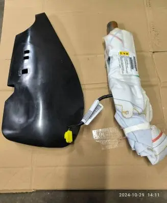 Dodge Challenger Seat airbag P68243592AB CE0589P1000001