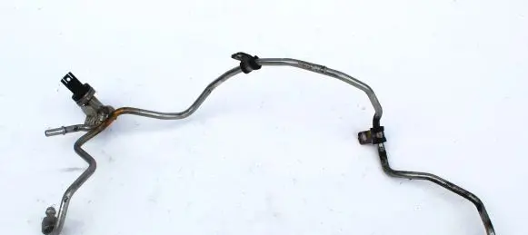 BMW 7 F01 F02 F03 F04 Fuel injector supply line/pipe 7575639