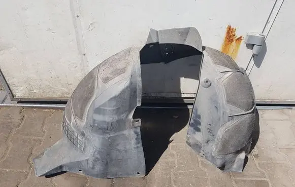 Opel Zafira C Front arch 