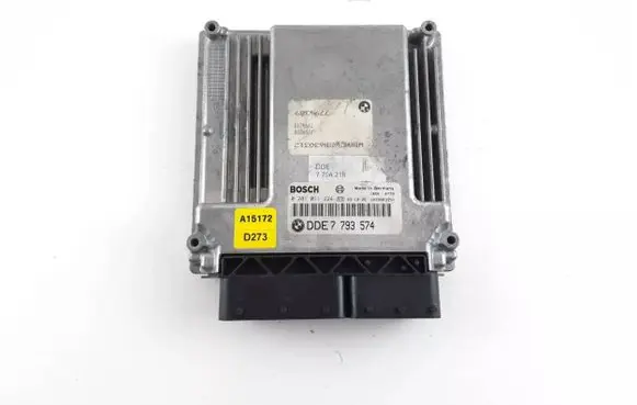 BMW 5 E60 E61 Engine control unit/module 7793574 7794389 7789878