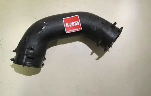 Audi A4 S4 B6 8E 8H Intercooler hose/pipe 8E0145943