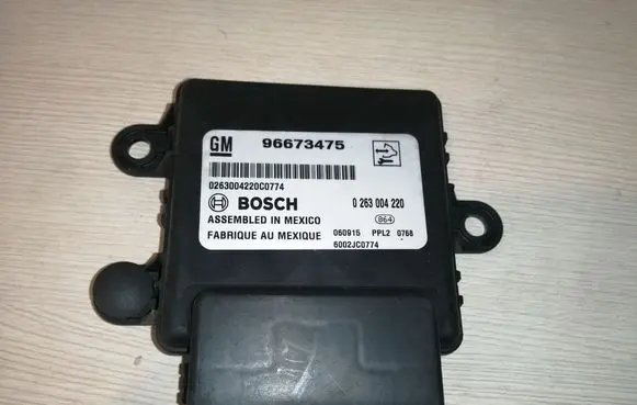 Opel Antara Parking PDC control unit/module 96673475 0263004220