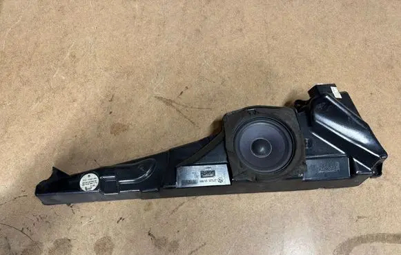 BMW 5 E39 Front door speaker 65138360775 1122148A 4913430763