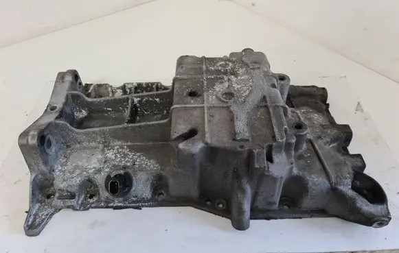 Oil sump