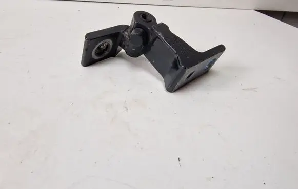Audi A6 S6 C7 4G Front door upper hinge 4G0831402A