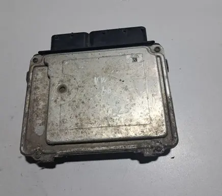 Volkswagen PASSAT B6 Engine control unit/module 03G906021PB 0281013897 03G906021QP