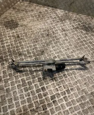 Mercedes-Benz ML W163 Front wiper linkage and motor 1638200140 A1638200140