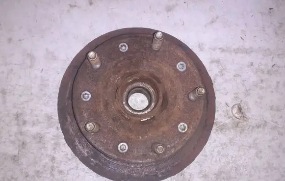 Ford Transit Rear wheel hub 1901731