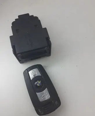 BMW 1 E81 E87 Ignition lock 695471810 10862510
