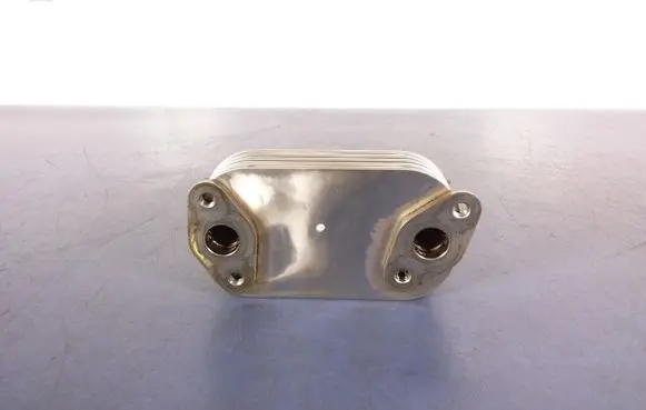 Engine oil radiator