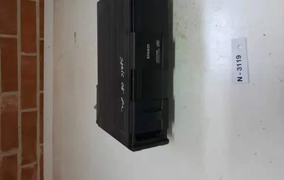 Renault Scenic II - Grand scenic II CD/DVD changer 8200002589A