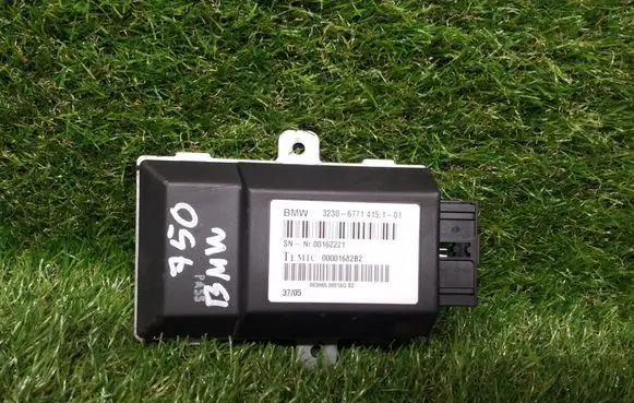 BMW 7 E65 E66 Steering rack control module 6771415 323067714151 00001682B2