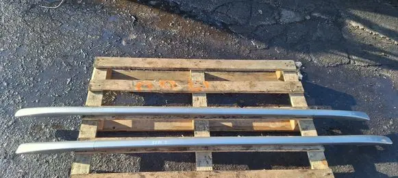 Toyota Avensis T250 Roof bar rail 