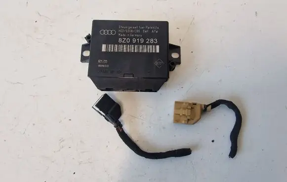 Audi A6 S6 C5 4B Parking PDC control unit/module 8Z0919283