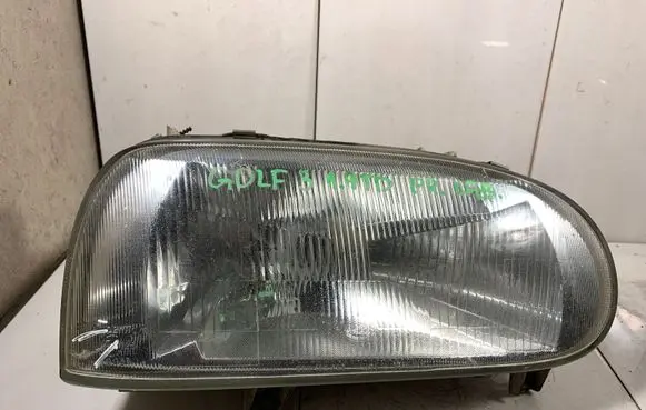Volkswagen Golf III Headlight/headlamp 13886200