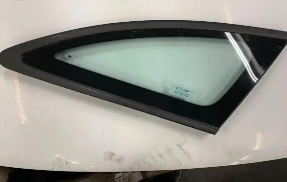 Hyundai i20 (PB PBT) Rear side window 43R016733