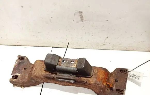 Cadillac SRX Engine mounting bracket
