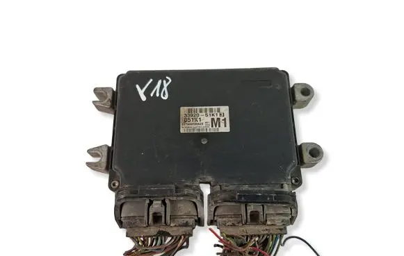 Opel Agila A Engine control unit/module 3392051K1 051K1 E6T9002H5ZE