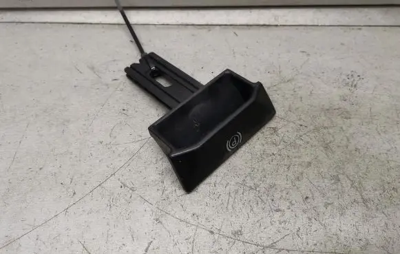 Mercedes-Benz ML W163 Hand brake release handle 1244270320
