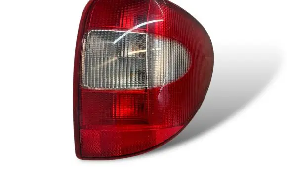 Chrysler Grand Voyager IV Rear/tail lights 15367Z