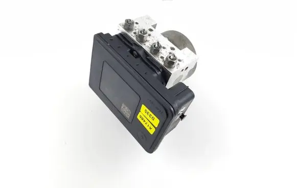 Renault Trafic III (X82) ABS Pump 476601418R 93459794