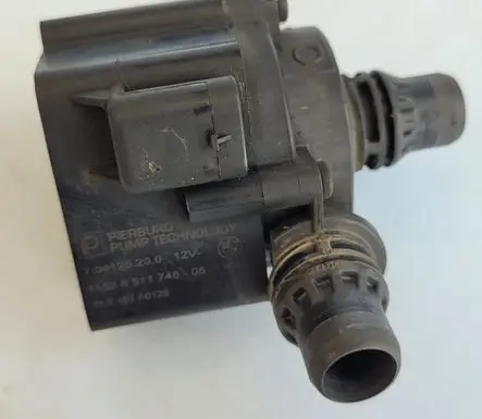 BMW 5 F10 F11 Electric auxiliary coolant/water pump
