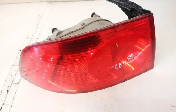 Volkswagen Phaeton Rear/tail lights