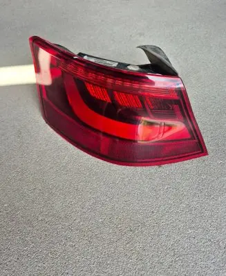Rear/tail lights