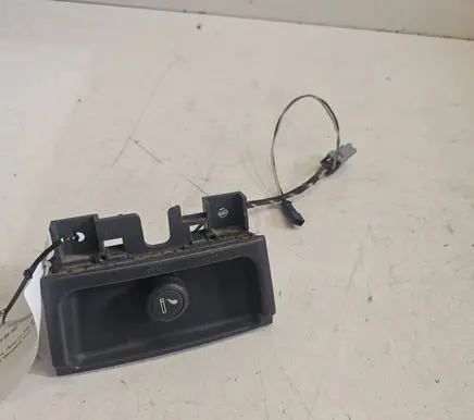 Volvo S80 Cigarette lighter 9168129