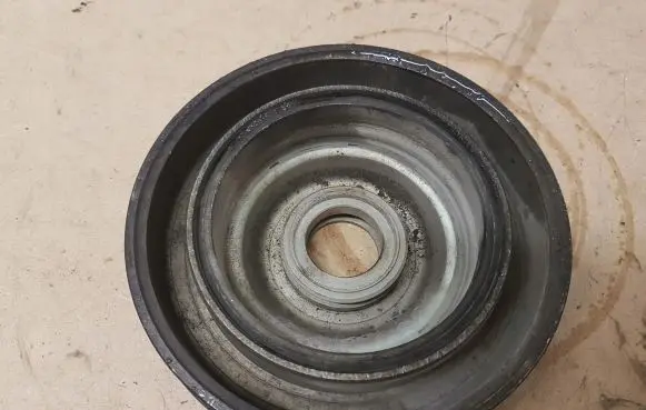 Citroen C5 Crankshaft pulley