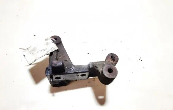 Chrysler Voyager Engine mounting bracket