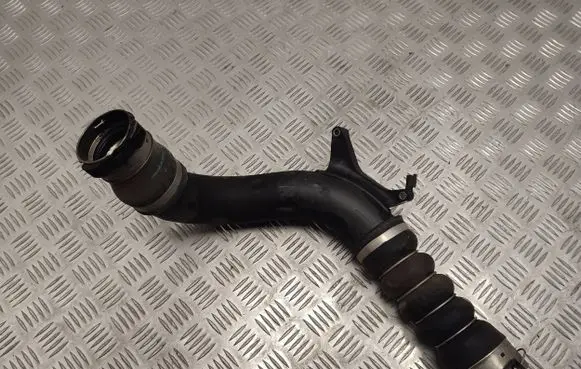 BMW X1 F48 F49 Intercooler hose/pipe 11618585294 11612803992 11612803983