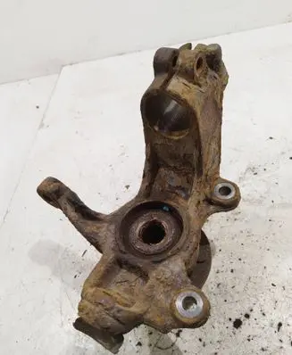 Volvo V70 Front wheel hub spindle knuckle